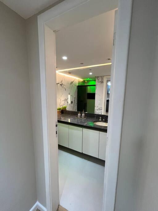 Lindo Apartamento Para Familia Ondina Apart Hotel Salvador Exteriör bild